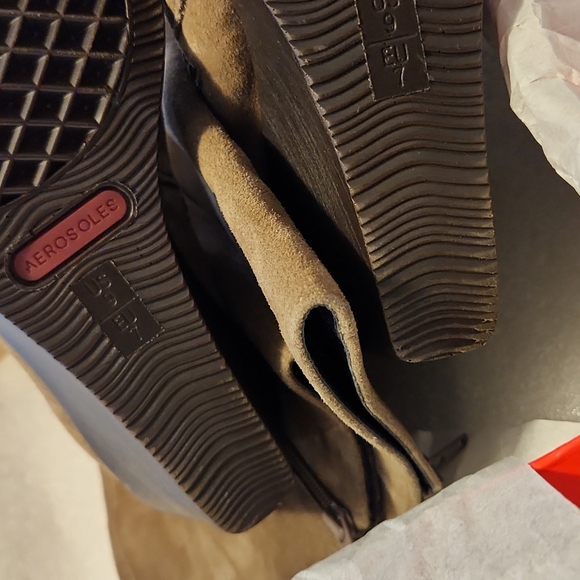 Aerosoles Gather Round Suede Knee Boot - Picture 6 of 10